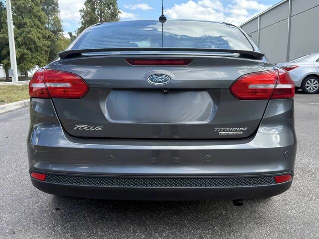 Серый Форд Фокус, объемом двигателя 2 л и пробегом 75 тыс. км за 4000 $, фото 5 на Automoto.ua