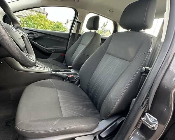 Форд Фокус 2015 у Буче на Automoto.ua Сірий Форд Фокус, об'ємом двигуна 2 л та пробігом 175 тис. км за 7500 $, фото 34 на Automoto.ua