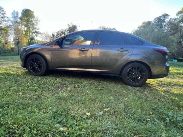 Сірий Форд Фокус, об'ємом двигуна 2 л та пробігом 220 тис. км за 7600 $, фото 8 на Automoto.ua