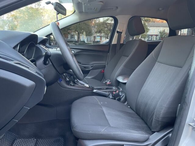 Сірий Форд Фокус, об'ємом двигуна 2 л та пробігом 83 тис. км за 9500 $, фото 10 на Automoto.ua