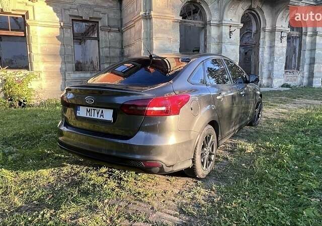 Сірий Форд Фокус, об'ємом двигуна 2 л та пробігом 220 тис. км за 7600 $, фото 8 на Automoto.ua