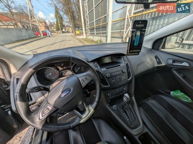 Серый Форд Фокус, объемом двигателя 2 л и пробегом 129 тыс. км за 8300 $, фото 10 на Automoto.ua