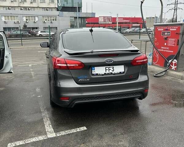 Форд Фокус 2015 в Кропивницком (Кировограде) на Automoto.ua Серый Форд Фокус, объемом двигателя 2 л и пробегом 206 тыс. км за 8300 $, фото 5 на Automoto.ua