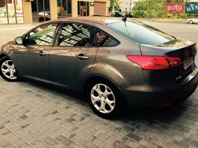 Сірий Форд Фокус, об'ємом двигуна 1 л та пробігом 170 тис. км за 7200 $, фото 4 на Automoto.ua