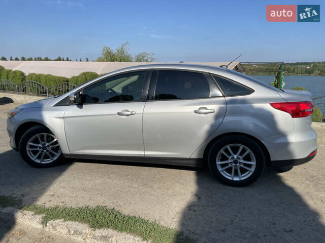 Сірий Форд Фокус, об'ємом двигуна 2 л та пробігом 228 тис. км за 8000 $, фото 3 на Automoto.ua