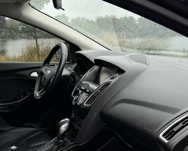 Сірий Форд Фокус, об'ємом двигуна 2 л та пробігом 182 тис. км за 9500 $, фото 25 на Automoto.ua