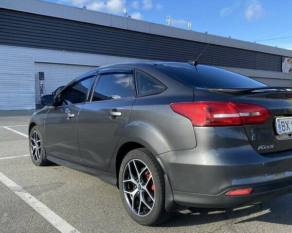 Серый Форд Фокус, объемом двигателя 2 л и пробегом 160 тыс. км за 8999 $, фото 3 на Automoto.ua