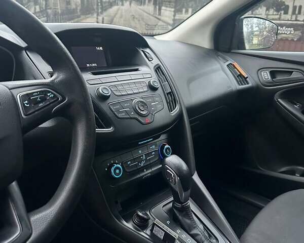 Серый Форд Фокус, объемом двигателя 2 л и пробегом 198 тыс. км за 7100 $, фото 14 на Automoto.ua