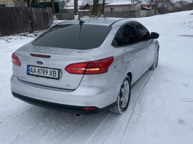 Серый Форд Фокус, объемом двигателя 2 л и пробегом 185 тыс. км за 6999 $, фото 3 на Automoto.ua