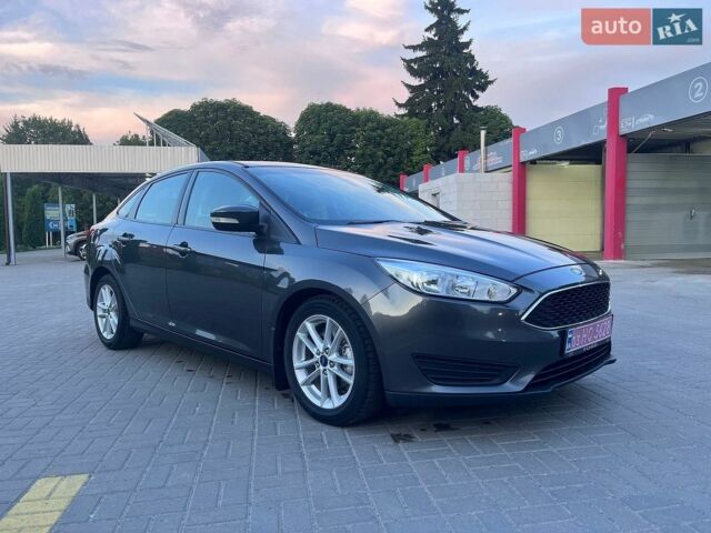 Сірий Форд Фокус, об'ємом двигуна 2 л та пробігом 193 тис. км за 7900 $, фото 5 на Automoto.ua