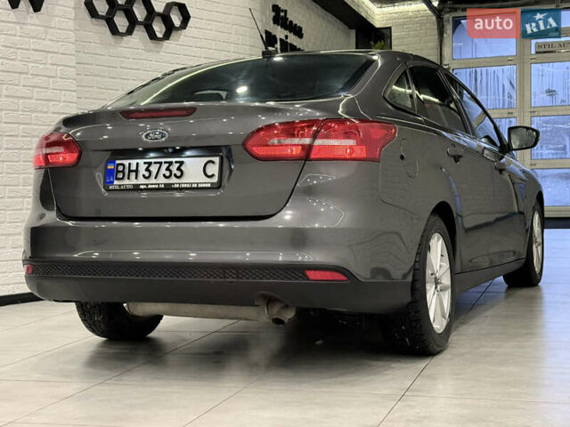 Серый Форд Фокус, объемом двигателя 2 л и пробегом 122 тыс. км за 7999 $, фото 13 на Automoto.ua