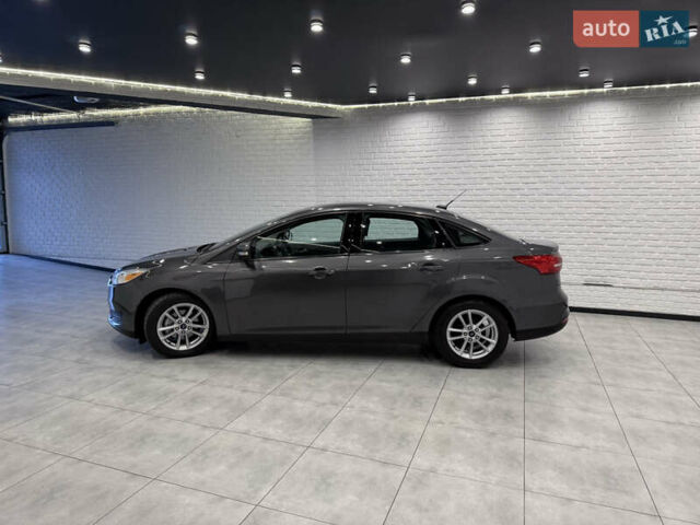 Сірий Форд Фокус, об'ємом двигуна 2 л та пробігом 123 тис. км за 7500 $, фото 6 на Automoto.ua