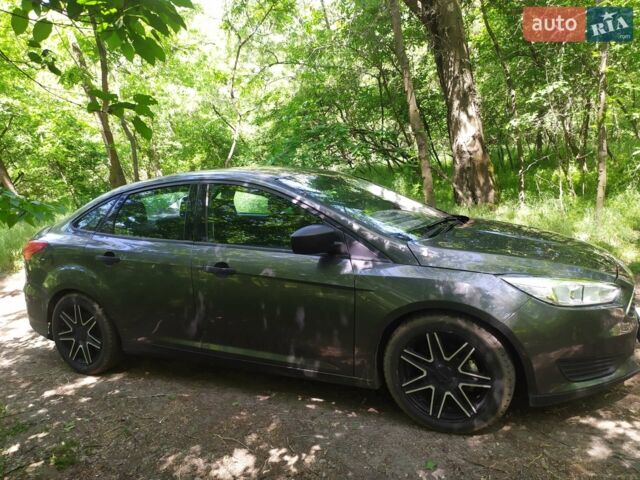 Сірий Форд Фокус, об'ємом двигуна 2 л та пробігом 157 тис. км за 8500 $, фото 10 на Automoto.ua