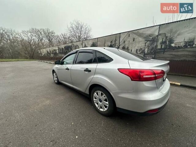 Серый Форд Фокус, объемом двигателя 2 л и пробегом 198 тыс. км за 7100 $, фото 6 на Automoto.ua