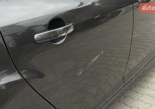 Сірий Форд Фокус, об'ємом двигуна 2 л та пробігом 79 тис. км за 8800 $, фото 15 на Automoto.ua