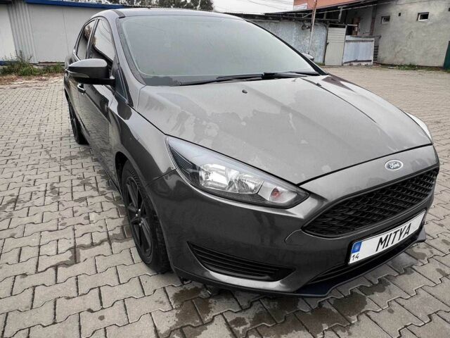 Серый Форд Фокус, объемом двигателя 2 л и пробегом 220 тыс. км за 7429 $, фото 1 на Automoto.ua