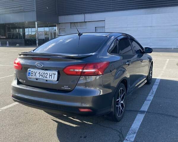 Серый Форд Фокус, объемом двигателя 2 л и пробегом 160 тыс. км за 8999 $, фото 6 на Automoto.ua