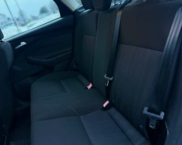 Серый Форд Фокус, объемом двигателя 2 л и пробегом 156 тыс. км за 7499 $, фото 30 на Automoto.ua