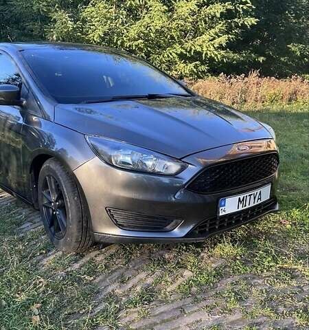 Сірий Форд Фокус, об'ємом двигуна 2 л та пробігом 220 тис. км за 7600 $, фото 9 на Automoto.ua