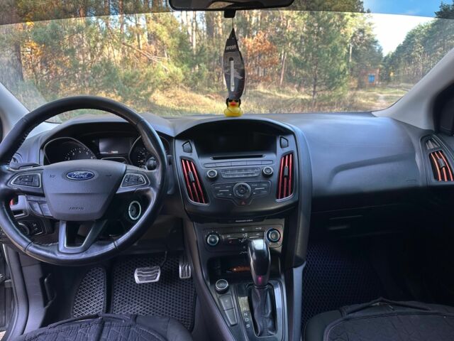 Серый Форд Фокус, объемом двигателя 2 л и пробегом 170 тыс. км за 8300 $, фото 5 на Automoto.ua