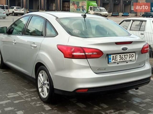Сірий Форд Фокус, об'ємом двигуна 2 л та пробігом 145 тис. км за 8700 $, фото 2 на Automoto.ua