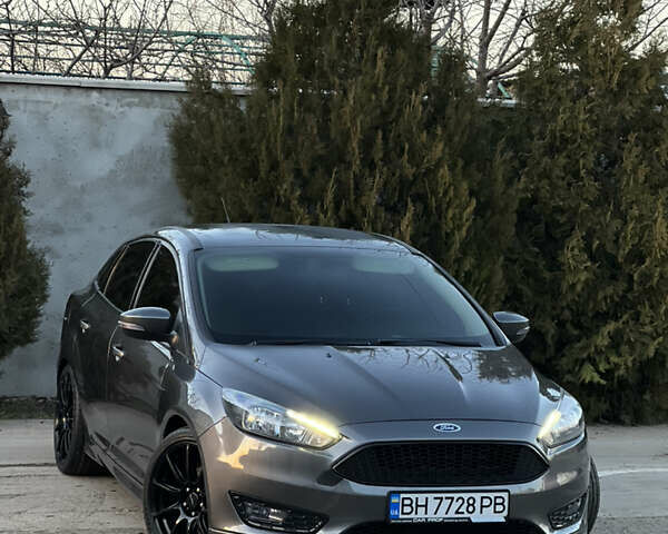 Серый Форд Фокус, объемом двигателя 2 л и пробегом 149 тыс. км за 8999 $, фото 22 на Automoto.ua