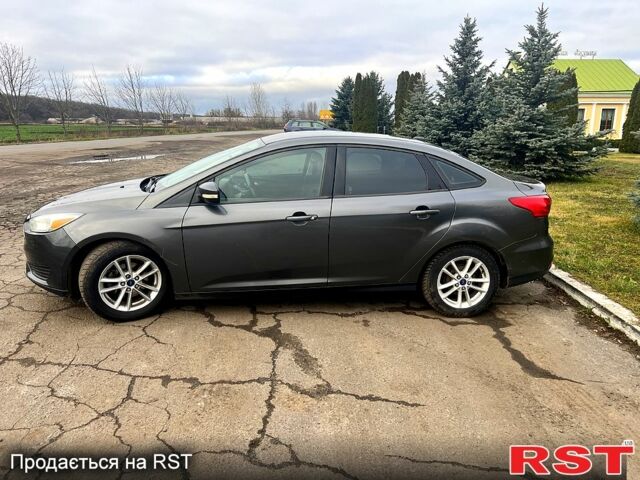 Сірий Форд Фокус, об'ємом двигуна 2 л та пробігом 240 тис. км за 7800 $, фото 1 на Automoto.ua