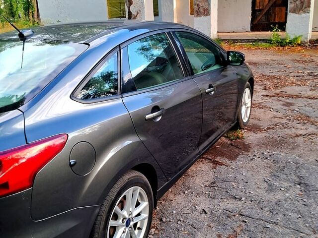 Форд Фокус 2015 в Краснокутске на Automoto.ua Серый Форд Фокус, объемом двигателя 2 л и пробегом 300 тыс. км за 7700 $, фото 8 на Automoto.ua