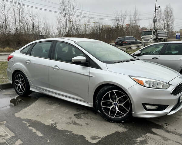 Серый Форд Фокус, объемом двигателя 2 л и пробегом 120 тыс. км за 8800 $, фото 1 на Automoto.ua