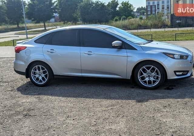 Сірий Форд Фокус, об'ємом двигуна 2.01 л та пробігом 184 тис. км за 8500 $, фото 6 на Automoto.ua