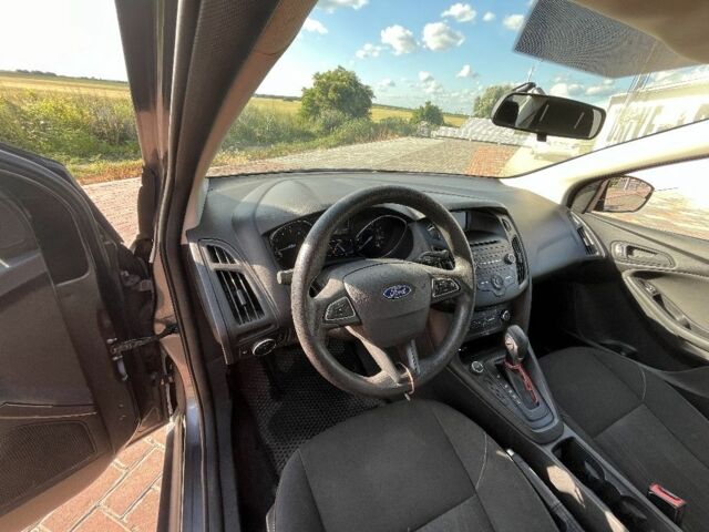 Серый Форд Фокус, объемом двигателя 2 л и пробегом 142 тыс. км за 8600 $, фото 9 на Automoto.ua