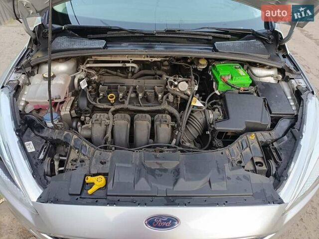 Серый Форд Фокус, объемом двигателя 2 л и пробегом 165 тыс. км за 6500 $, фото 8 на Automoto.ua