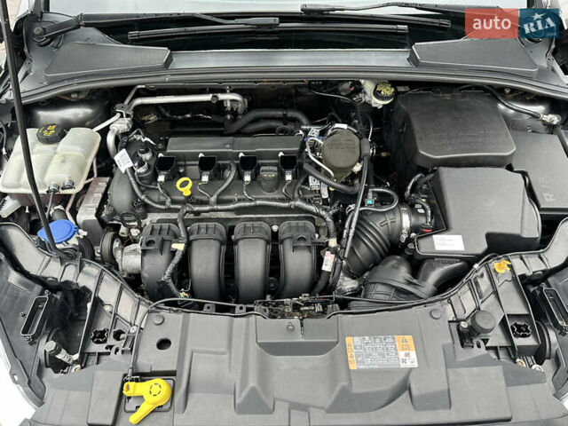 Серый Форд Фокус, объемом двигателя 2 л и пробегом 184 тыс. км за 9300 $, фото 7 на Automoto.ua