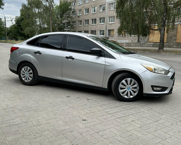 Форд Фокус 2015 у Запоріжжя на Automoto.ua Сірий Форд Фокус, об'ємом двигуна 2 л та пробігом 270 тис. км за 8600 $, фото 6 на Automoto.ua