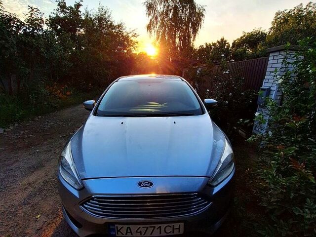 Форд Фокус 2015 в Киеве на Automoto.ua Серый Форд Фокус, объемом двигателя 2 л и пробегом 96 тыс. км за 8800 $, фото 2 на Automoto.ua