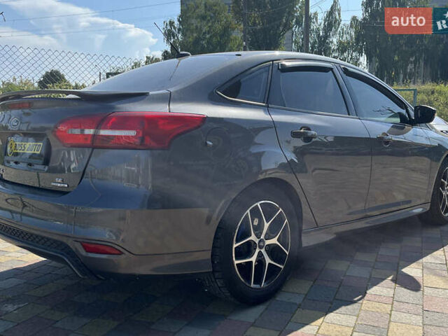 Сірий Форд Фокус, об'ємом двигуна 2 л та пробігом 162 тис. км за 8700 $, фото 5 на Automoto.ua