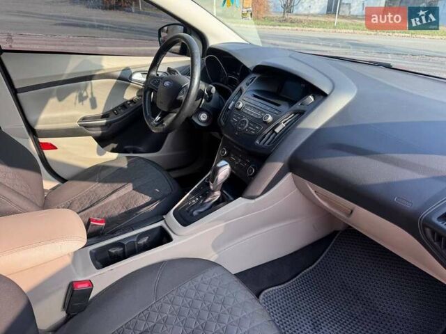Сірий Форд Фокус, об'ємом двигуна 2 л та пробігом 231 тис. км за 6500 $, фото 10 на Automoto.ua
