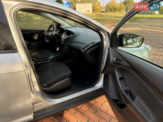 Серый Форд Фокус, объемом двигателя 2 л и пробегом 144 тыс. км за 6899 $, фото 19 на Automoto.ua