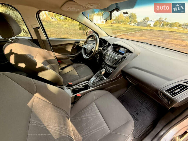 Сірий Форд Фокус, об'ємом двигуна 2 л та пробігом 144 тис. км за 6900 $, фото 23 на Automoto.ua
