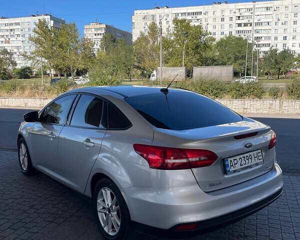 Серый Форд Фокус, объемом двигателя 2 л и пробегом 181 тыс. км за 8500 $, фото 3 на Automoto.ua