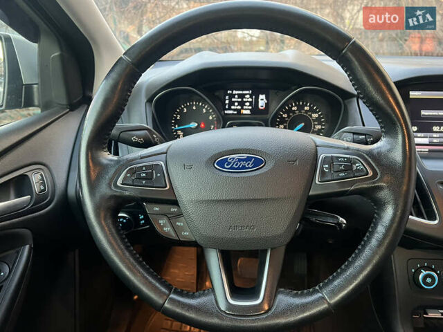 Серый Форд Фокус, объемом двигателя 2 л и пробегом 140 тыс. км за 8500 $, фото 25 на Automoto.ua
