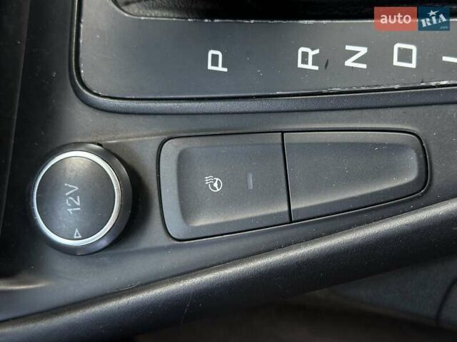 Серый Форд Фокус, объемом двигателя 2 л и пробегом 78 тыс. км за 8900 $, фото 27 на Automoto.ua