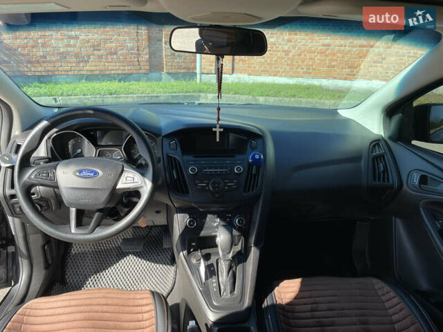 Сірий Форд Фокус, об'ємом двигуна 2 л та пробігом 222 тис. км за 8100 $, фото 11 на Automoto.ua