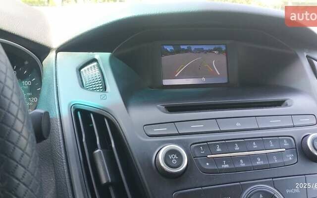 Сірий Форд Фокус, об'ємом двигуна 2 л та пробігом 166 тис. км за 8500 $, фото 11 на Automoto.ua