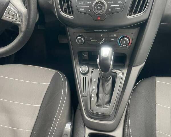 Форд Фокус 2016 в Николаеве на Automoto.ua Серый Форд Фокус, объемом двигателя 2 л и пробегом 138 тыс. км за 8000 $, фото 12 на Automoto.ua