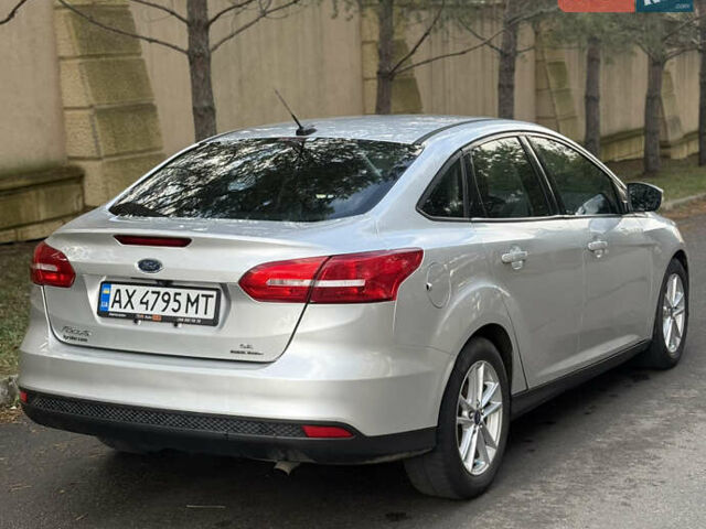 Серый Форд Фокус, объемом двигателя 2 л и пробегом 200 тыс. км за 7600 $, фото 6 на Automoto.ua