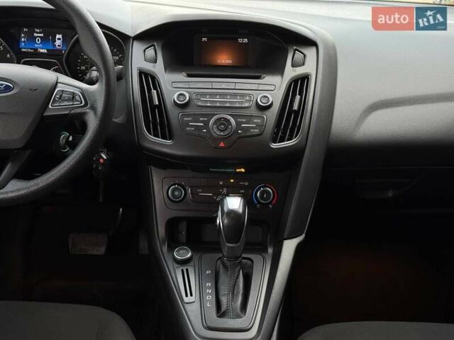 Серый Форд Фокус, объемом двигателя 2 л и пробегом 94 тыс. км за 7200 $, фото 44 на Automoto.ua