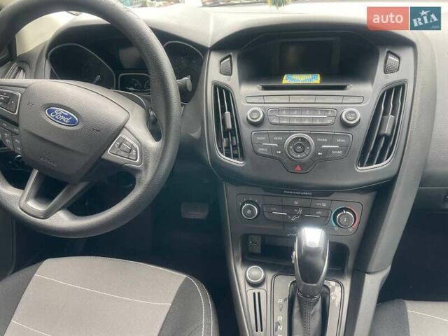 Форд Фокус 2016 в Николаеве на Automoto.ua Серый Форд Фокус, объемом двигателя 2 л и пробегом 138 тыс. км за 8000 $, фото 16 на Automoto.ua