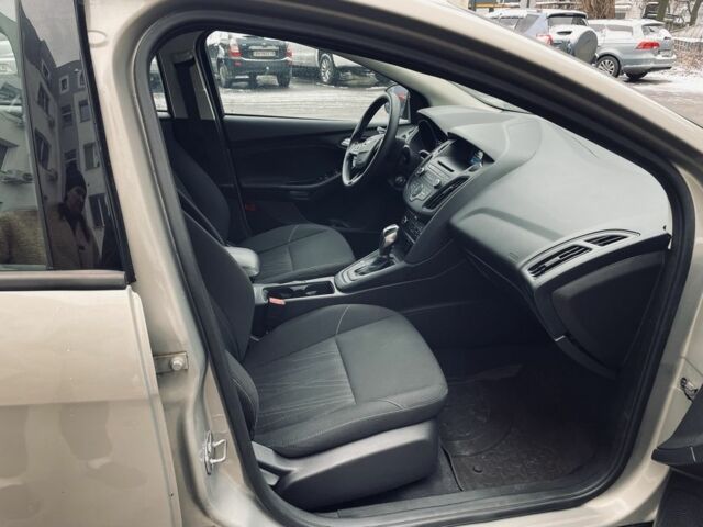 Серый Форд Фокус, объемом двигателя 2 л и пробегом 157 тыс. км за 8300 $, фото 5 на Automoto.ua