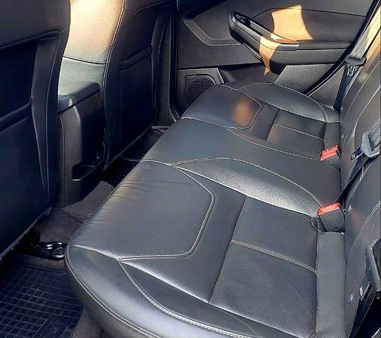 Серый Форд Фокус, объемом двигателя 2 л и пробегом 258 тыс. км за 8700 $, фото 4 на Automoto.ua